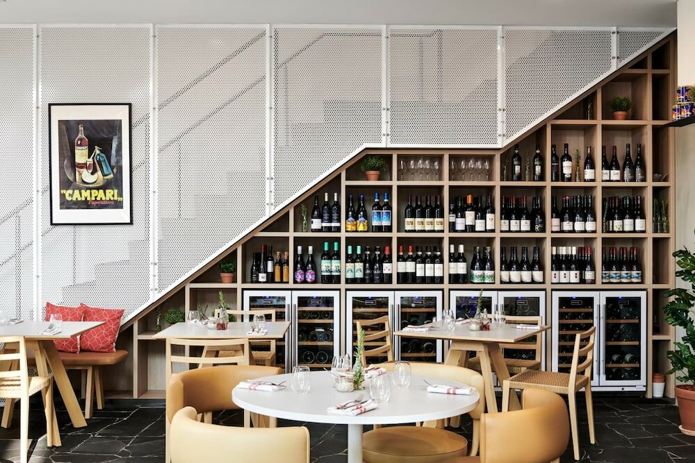 Фото Veriu Green Square