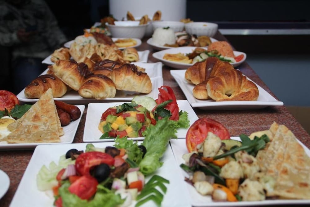 Фото Jowillis Hotel