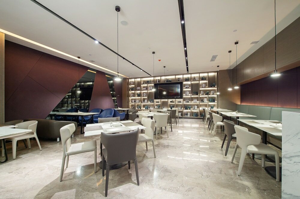 Фото Mercure Harbin Central Street Sophia Church