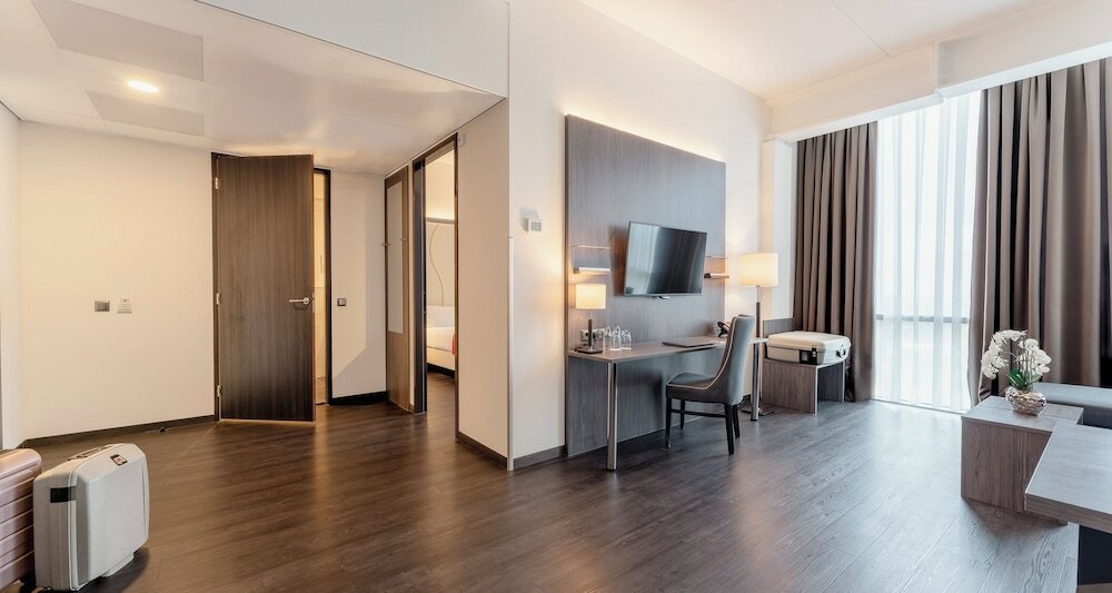 Фото Best Western Plus Plaza Almere