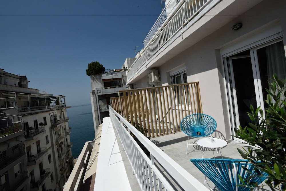 Фото Magnifique Luxury Suites