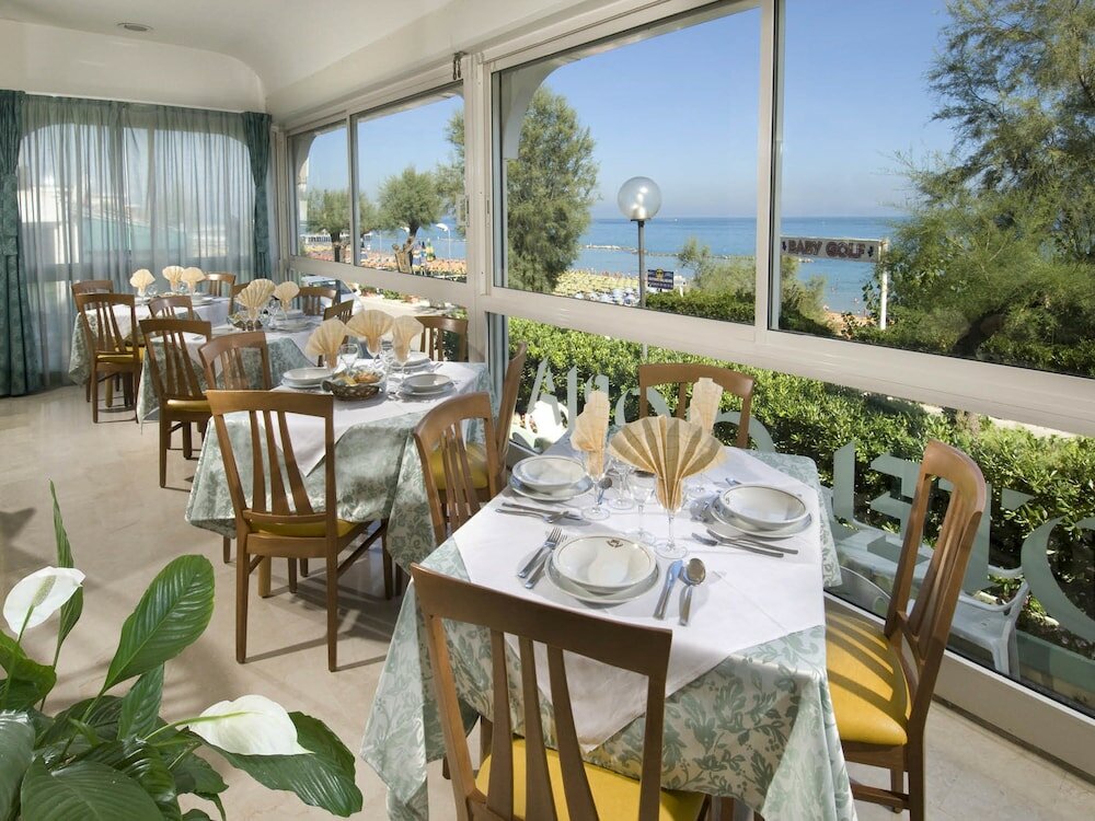 Фото Hotel Gloria