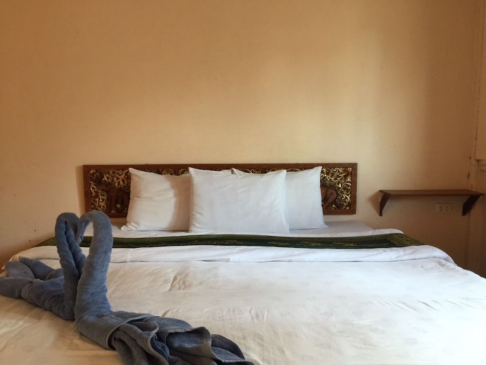 Фото Sri Trang Hotel