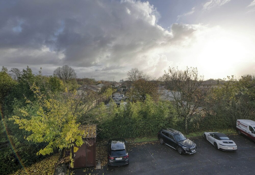 Фото B&B HOTEL Bordeaux Mérignac Hôtel de Ville