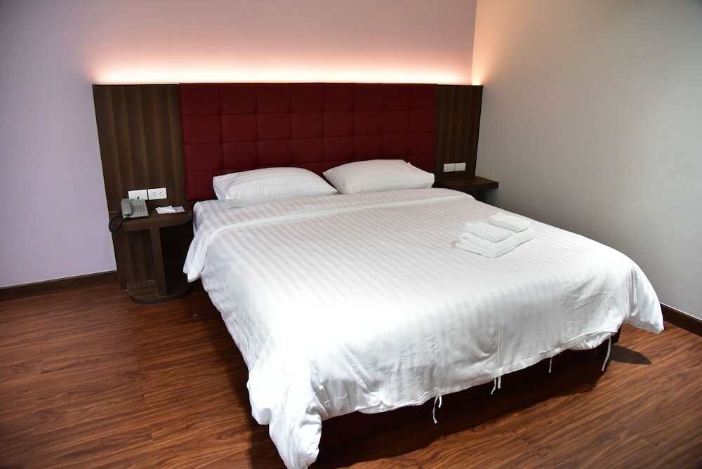 Фото Grand Pink Hotel Hat Yai