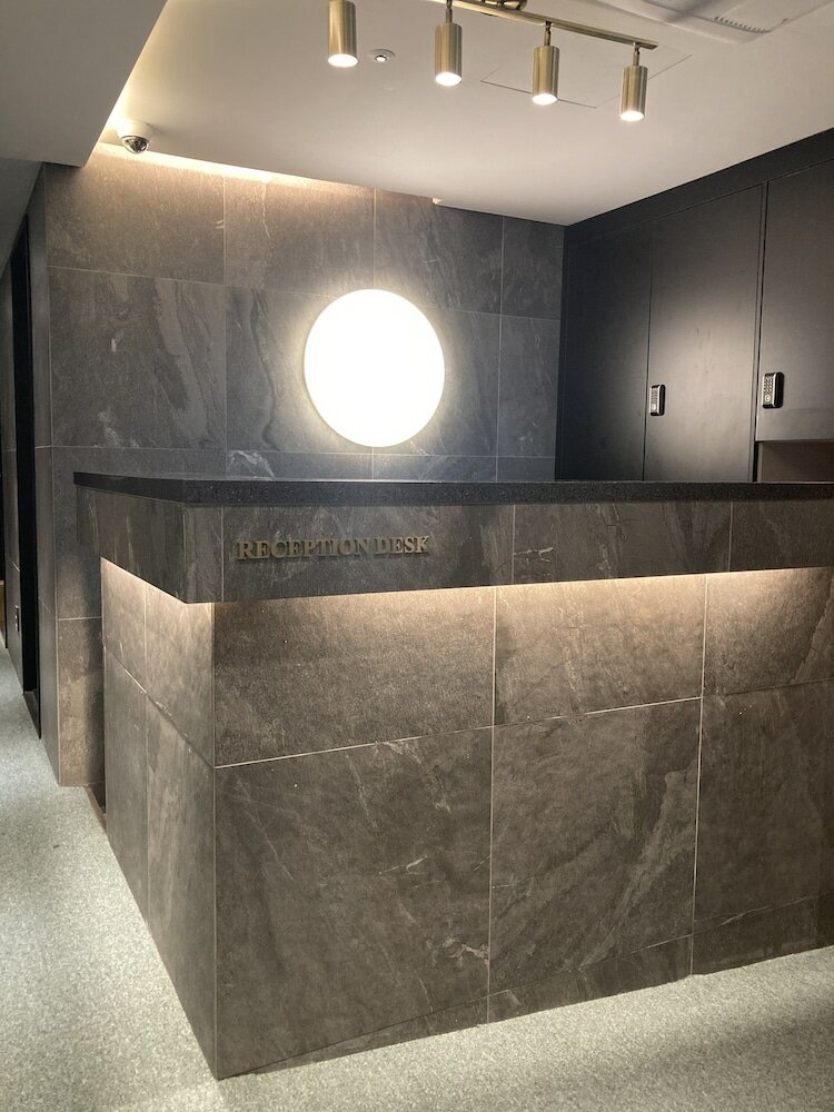 Фото Uh Suite The Jongno