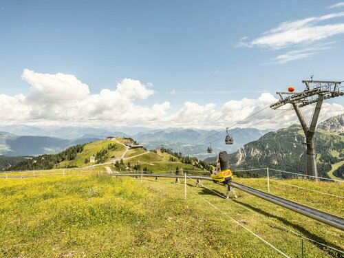 Внешний вид отеля Falkensteiner Family Hotel Sonnenalpe в Хермагор-Пресеггере Зе, фото 3