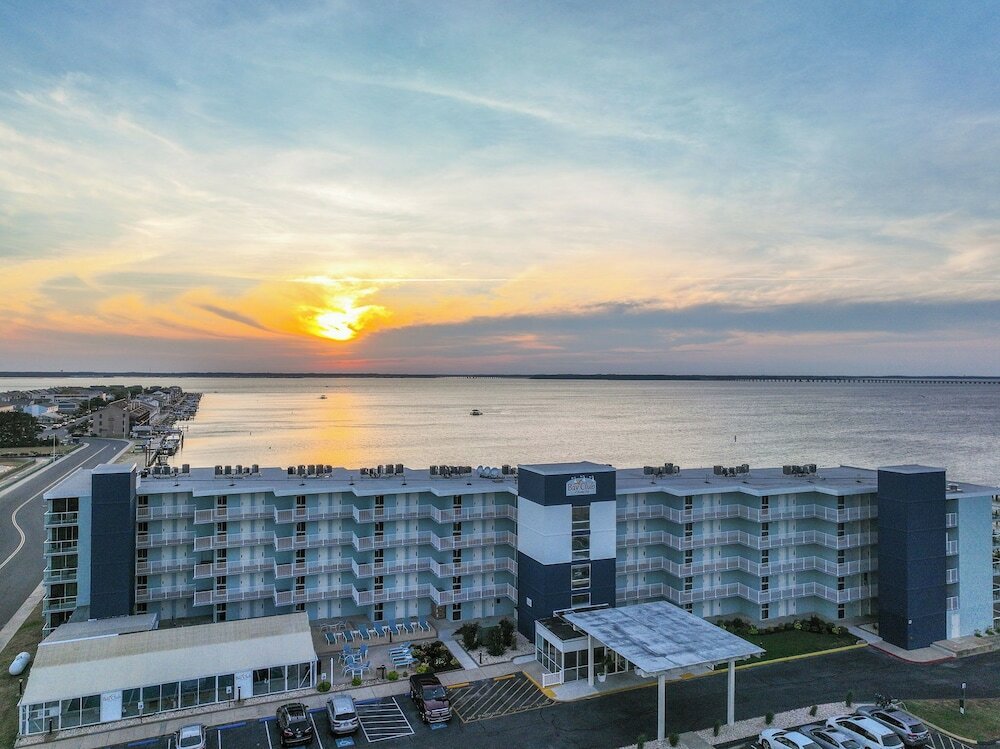 Фото Bay Club Resort by Coolvacay