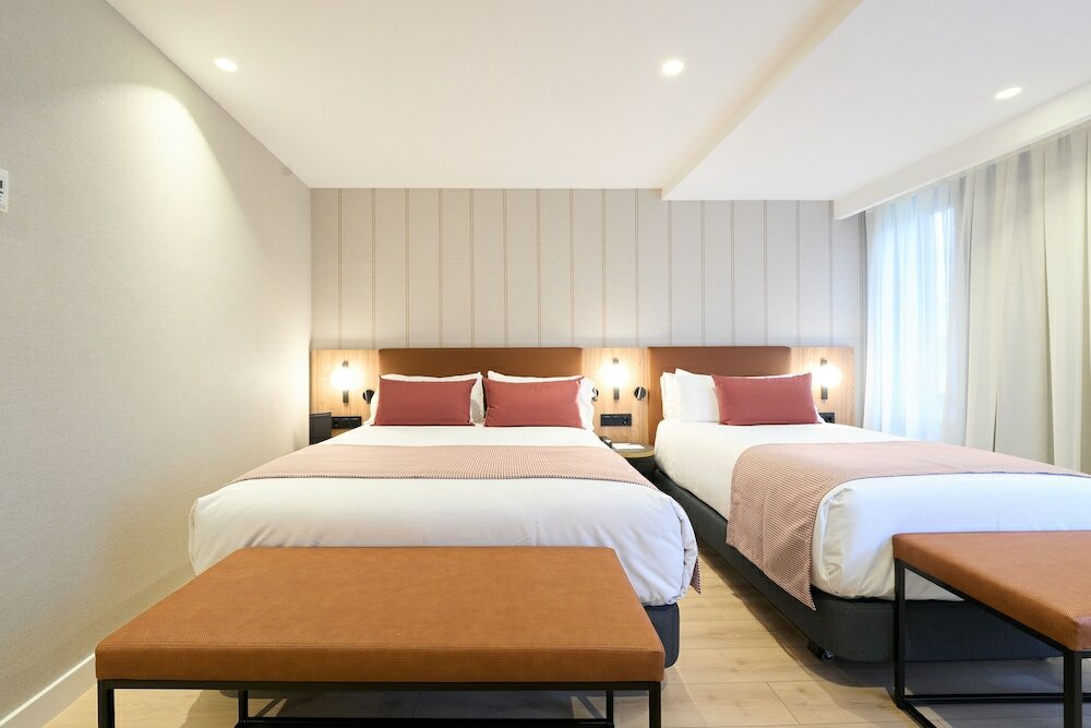 Фото Отель Catalonia Barcelona 505