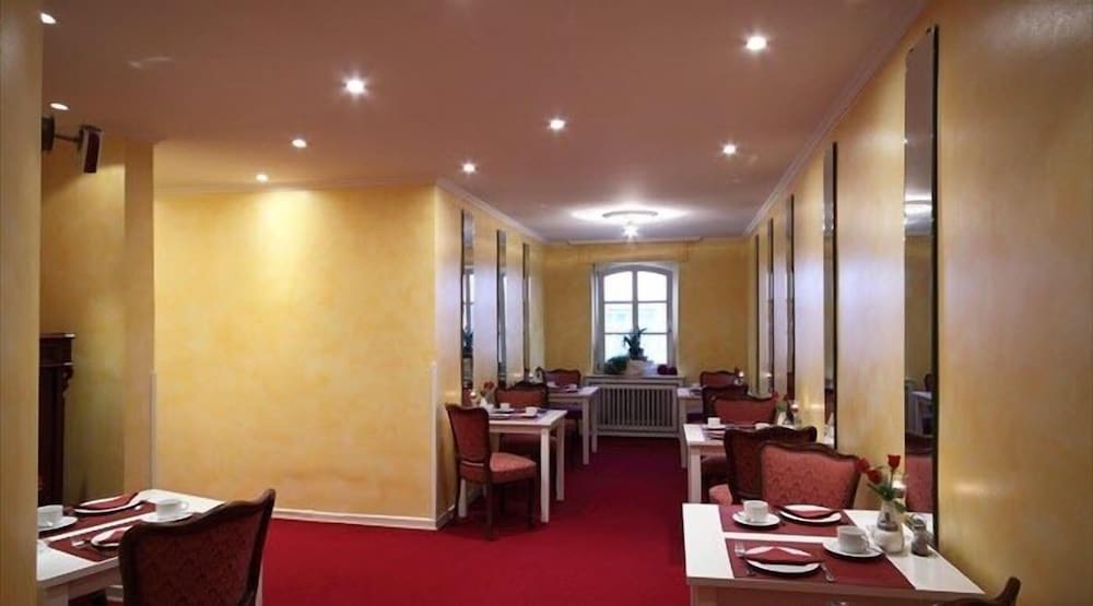 Фото Hotel zum Goldenen Stern