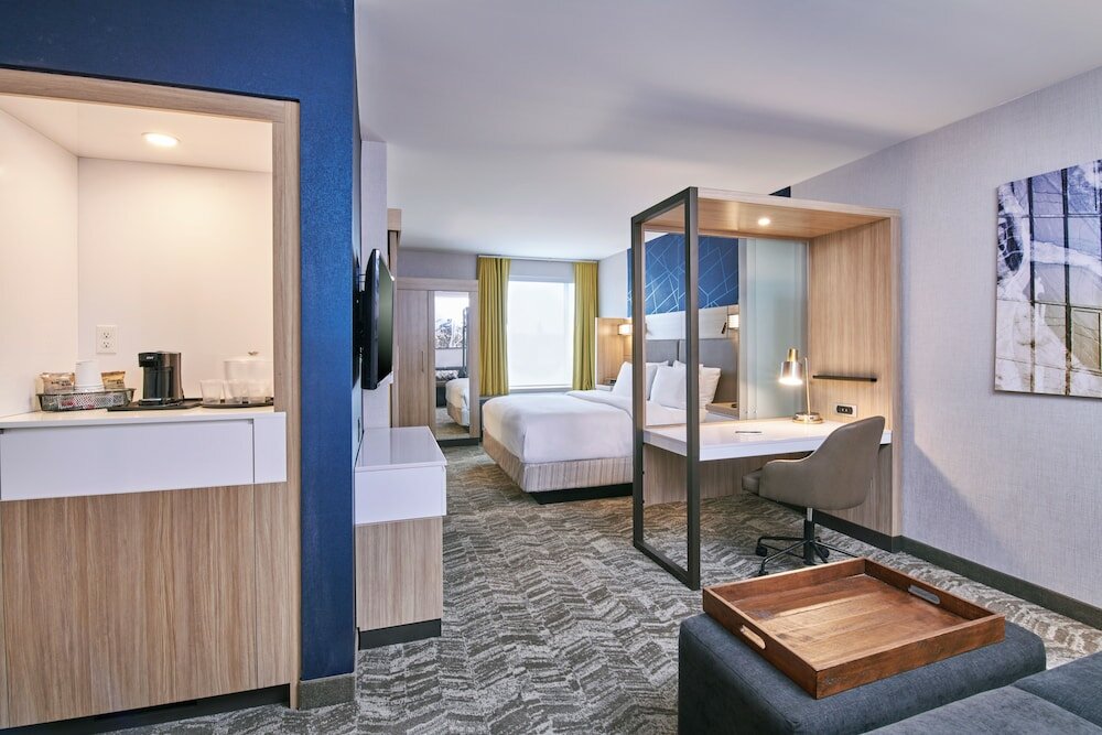 Фото SpringHill Suites by Marriott Detroit Dearborn