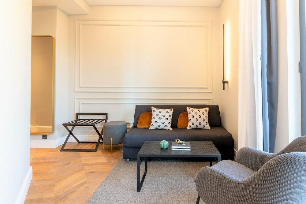 Фото L&h Gran VIA Valencia