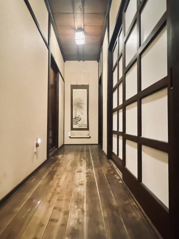 Фото Mt. Fuji Hostel Samurise Kura