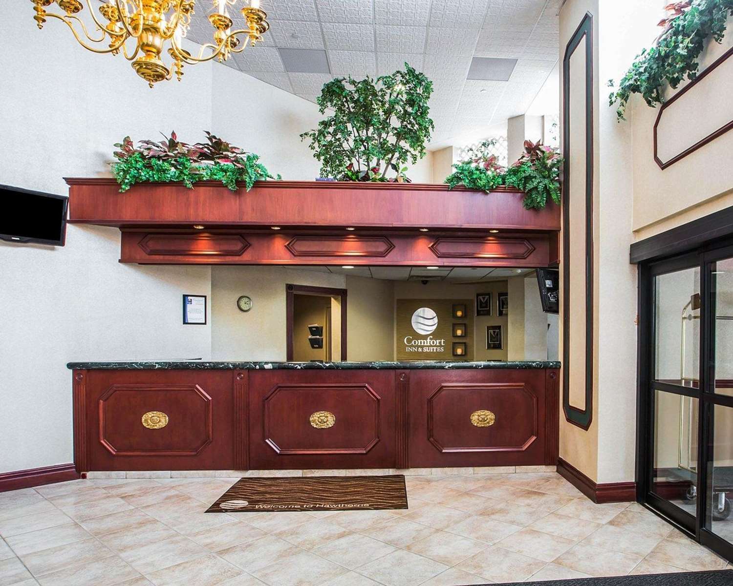 Фото Comfort Inn & Suites