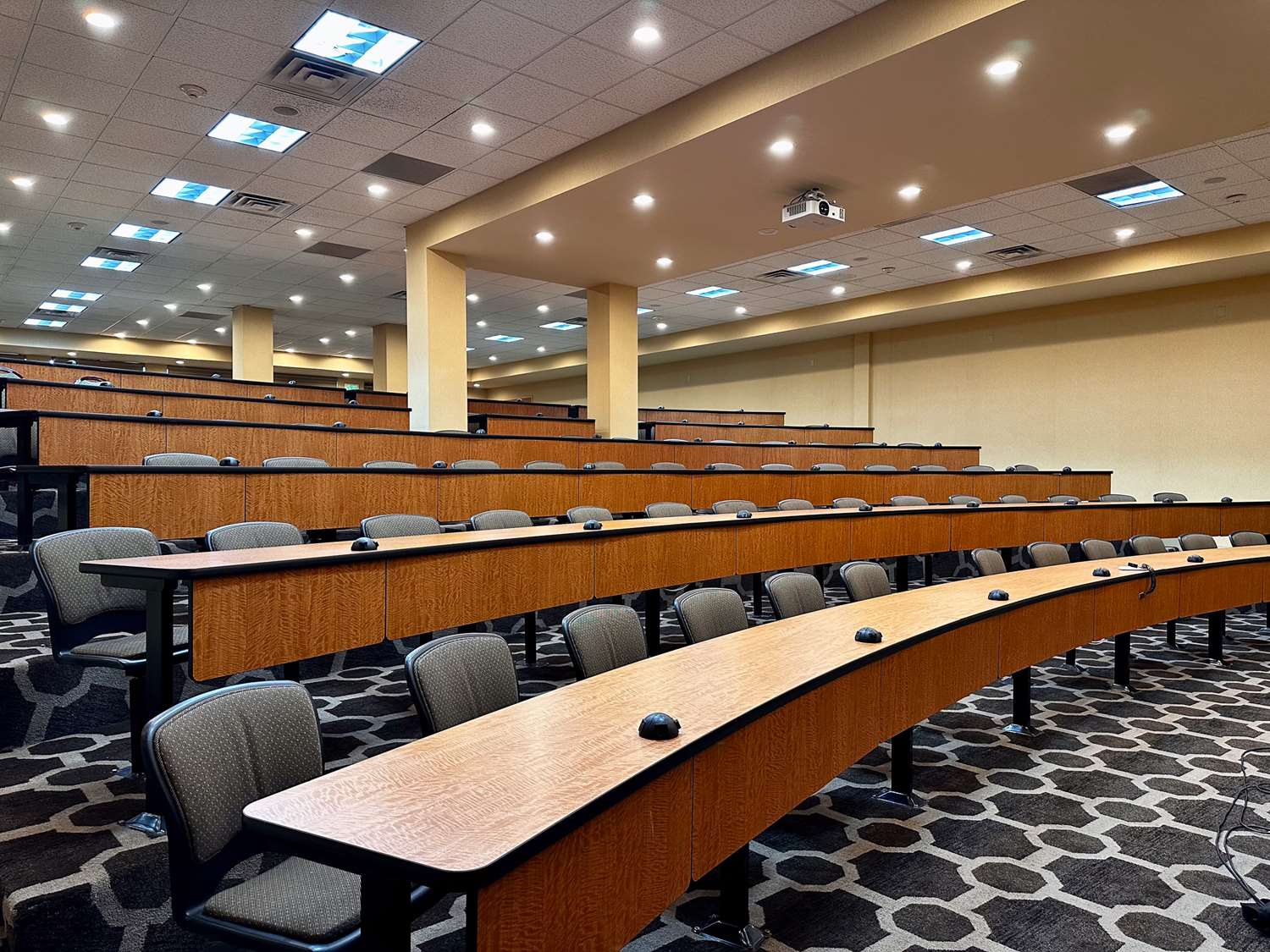 Фото Red Lion Hotel Harrisburg Hershey