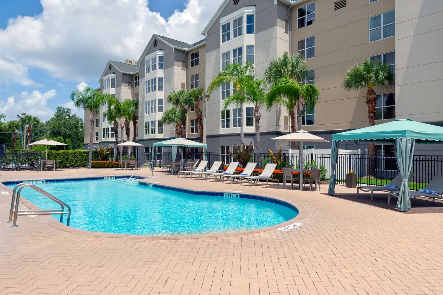 Фото Homewood Suites by Hilton Orlando-Nearest To Univ Studios