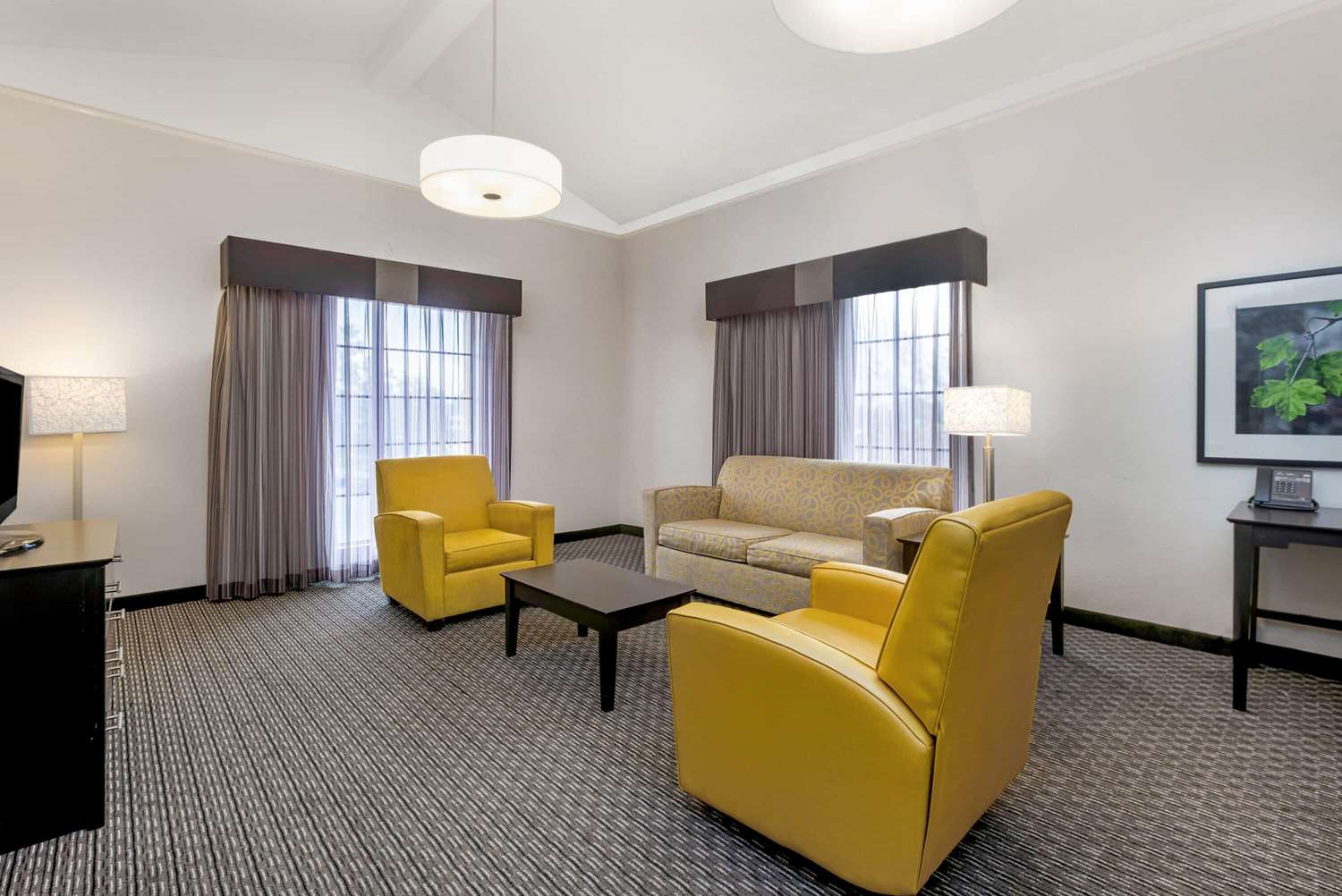 Фото La Quinta Inn by Wyndham Fresno Yosemite