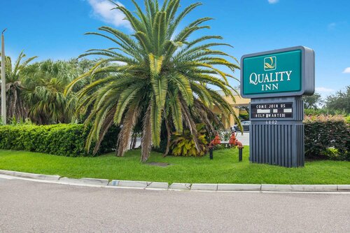 Гостиница Stayable Suites Jacksonville West в Джэксонвилле