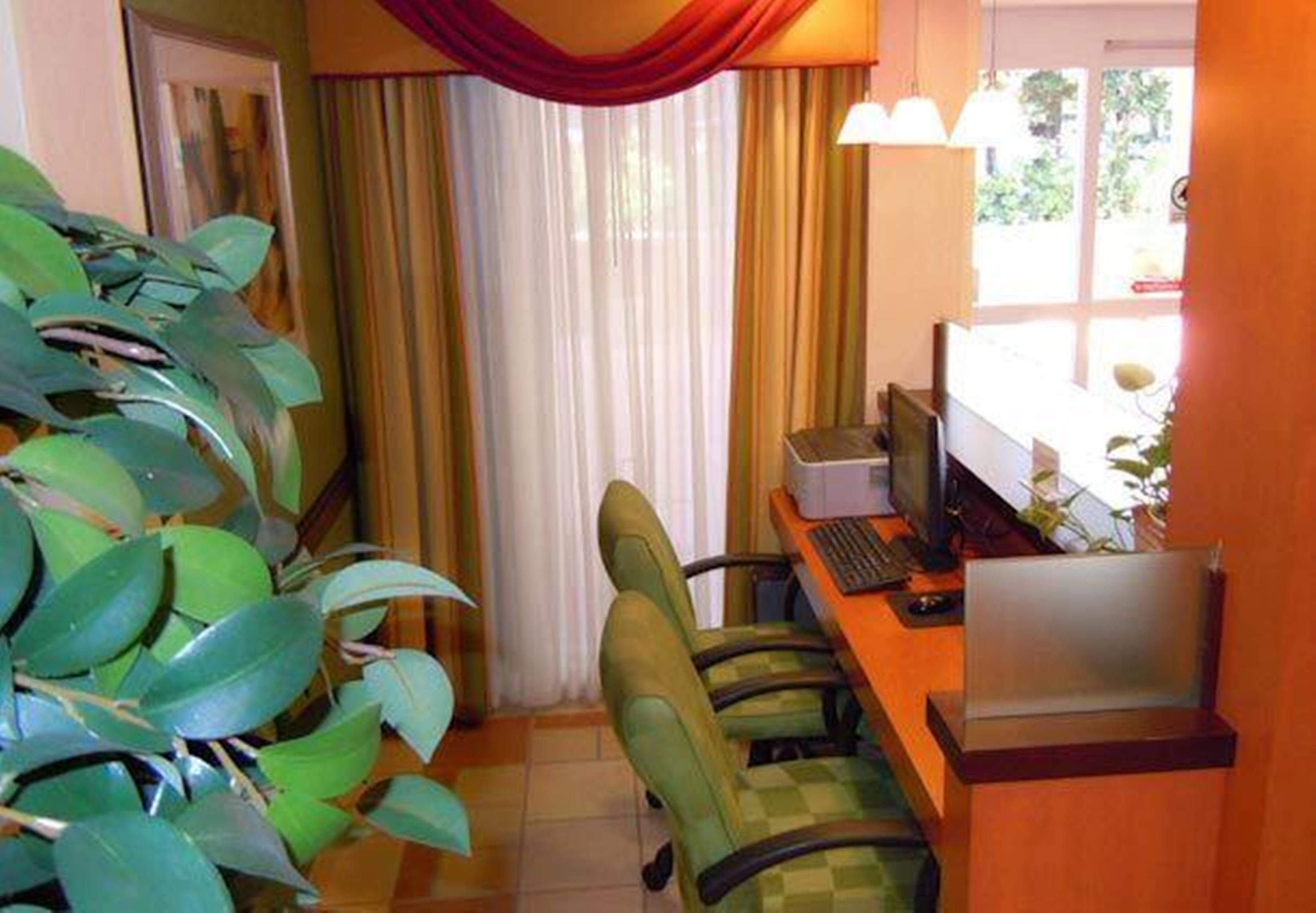 Фото Fairfield Inn & Suites Ukiah Mendocino County