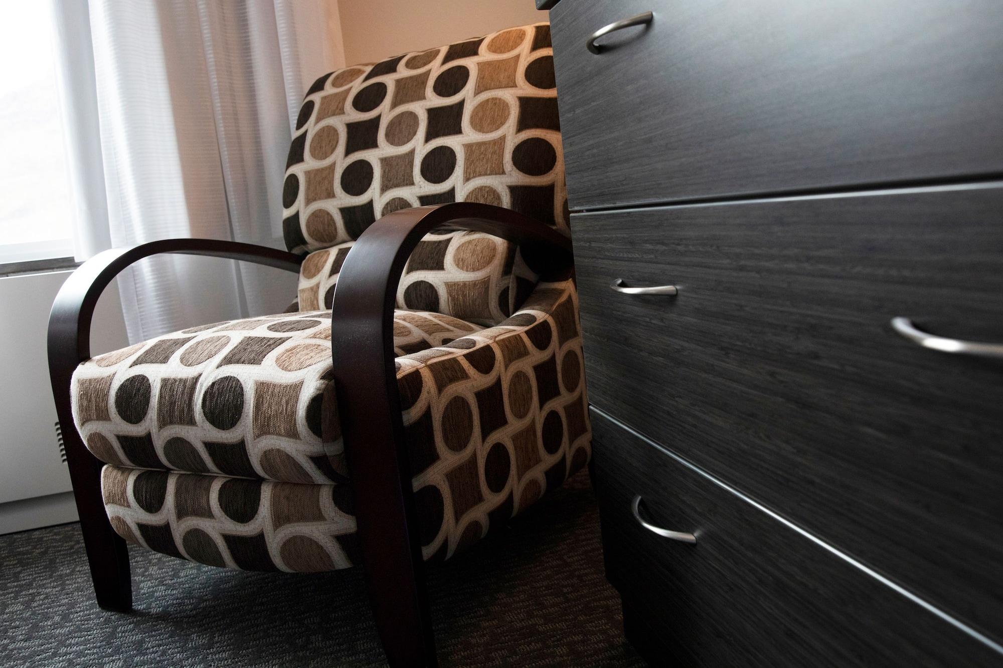 Фото Totem Hotel and Suites