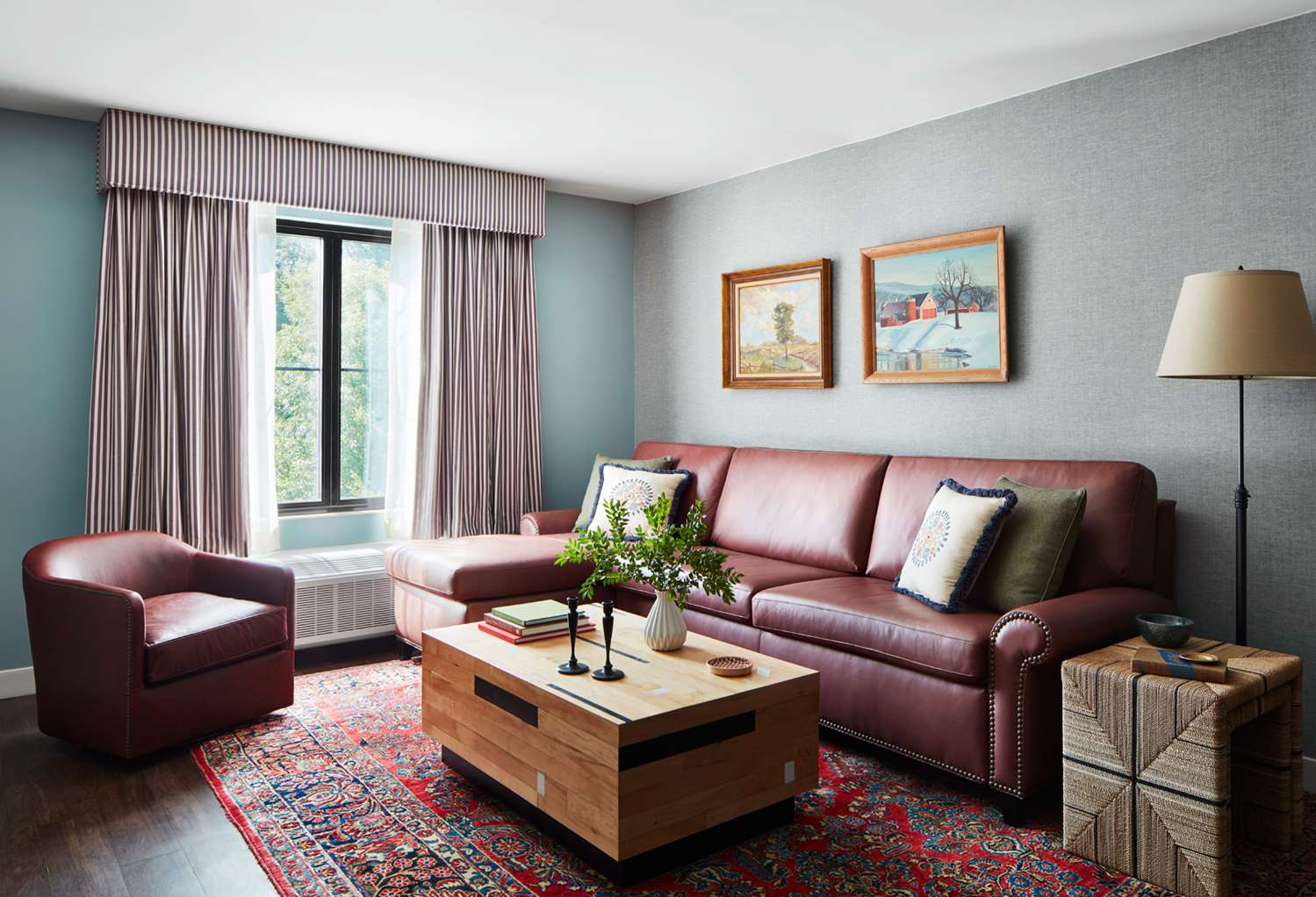 Фото Graduate Storrs