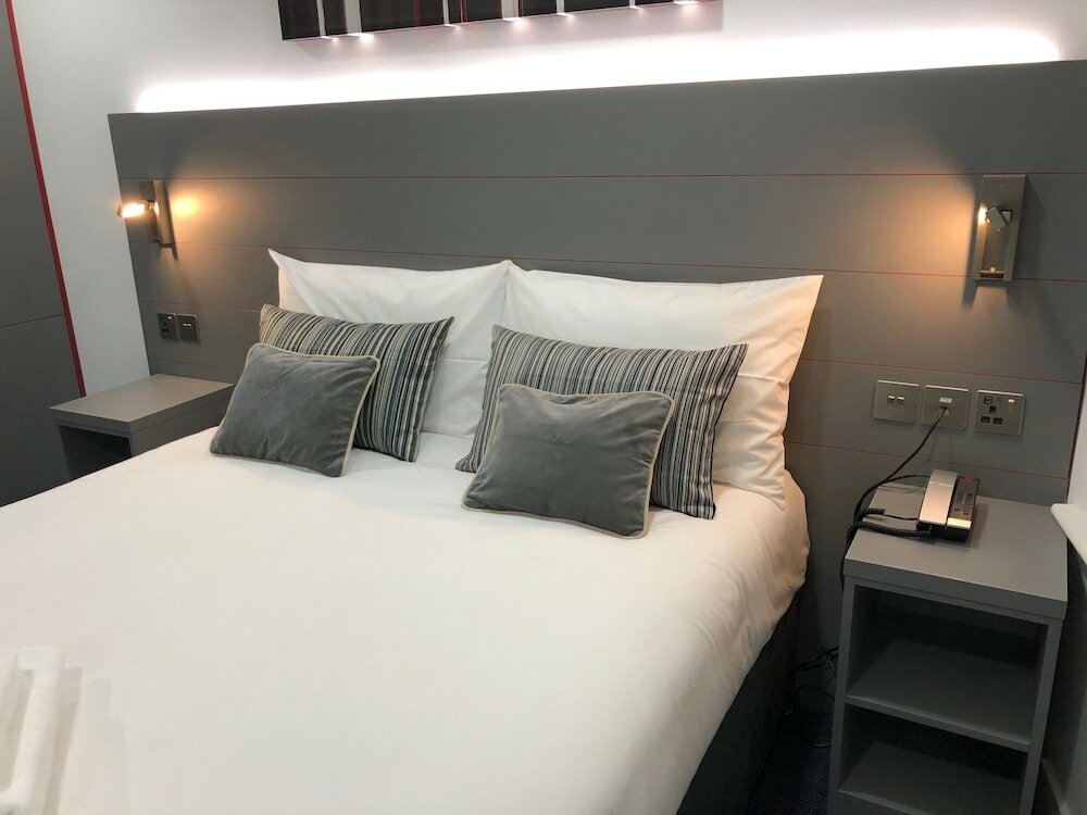 Фото Ilford Hotel Goodmayes