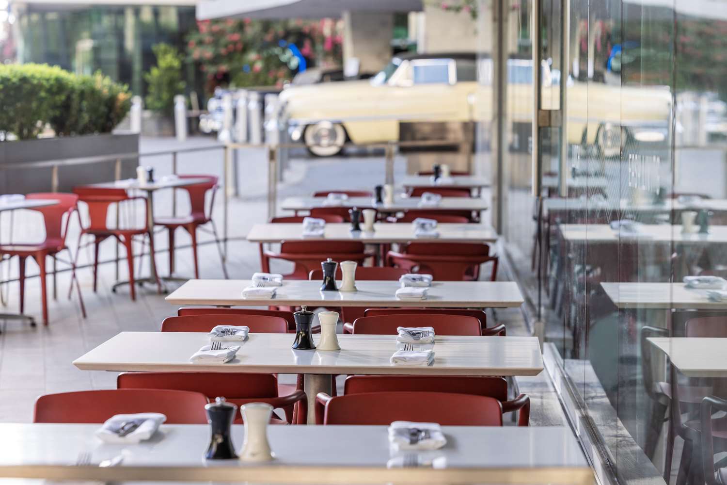 Фото The Statler Dallas Curio Collection by Hilton