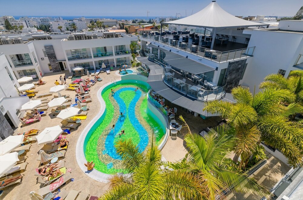 Фото Tasia Maris Oasis