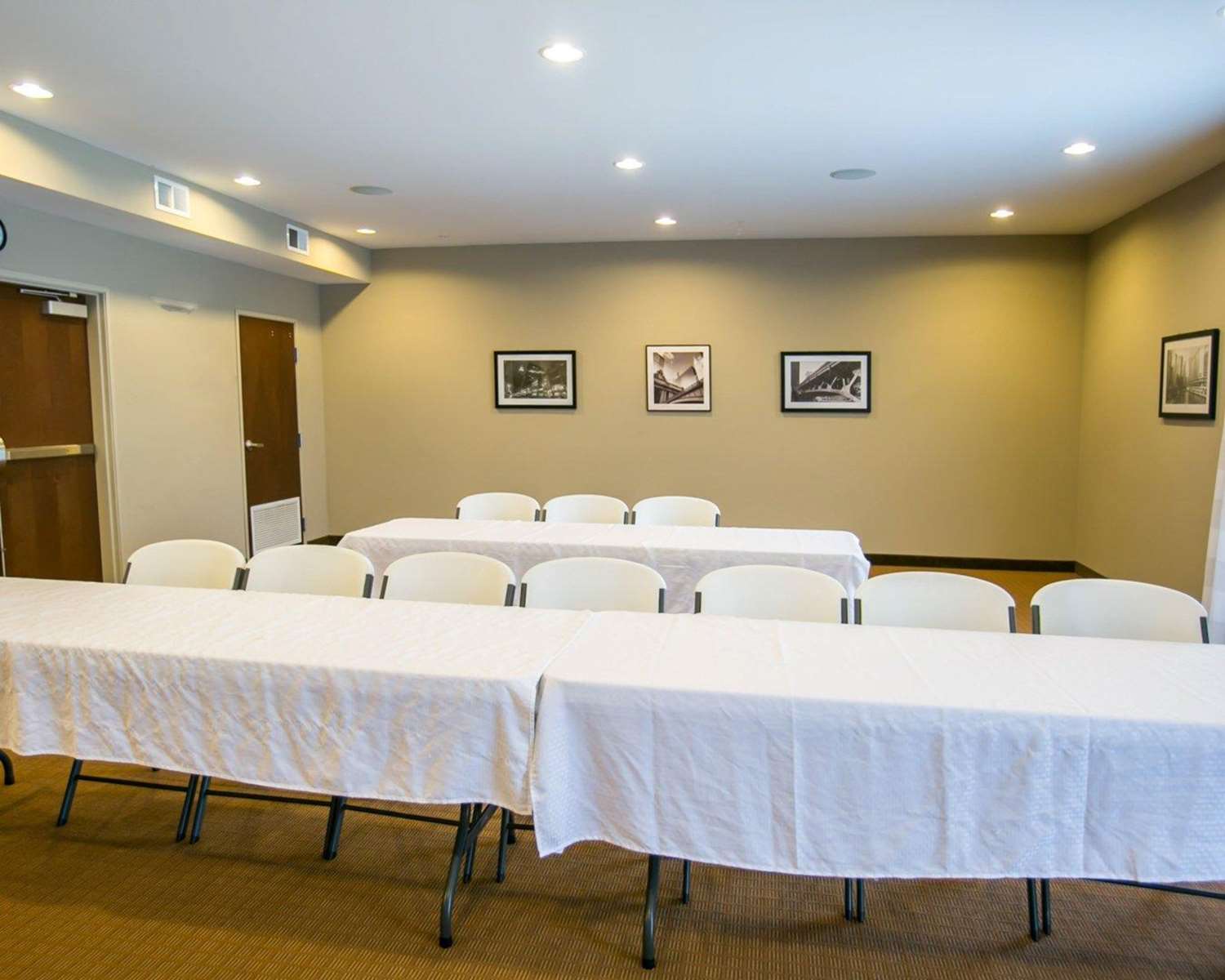 Фото Sleep Inn & Suites Austin North I-35