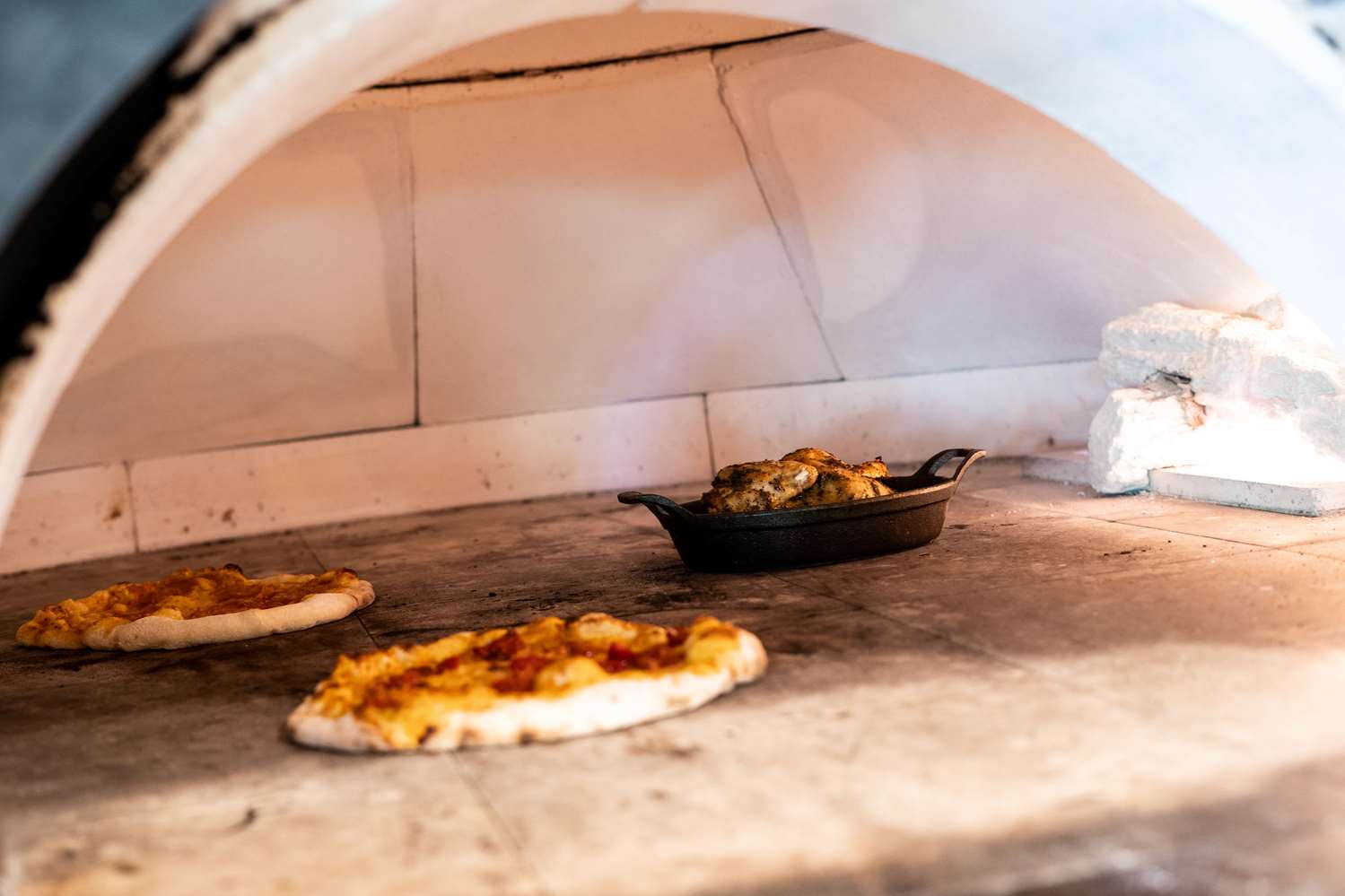 Фото Galt House Hotel Trademark Collection by Wyndham