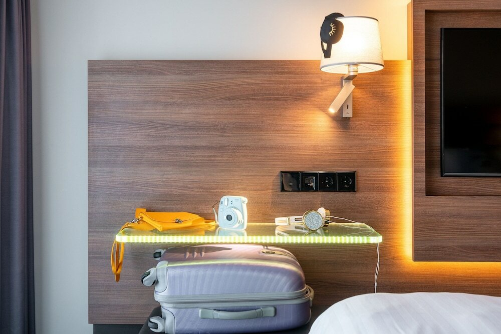Фото Moxy Amsterdam Houthavens