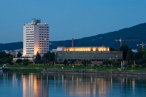 Внешний вид отеля Arcotel Nike Linz в Линце, фото 1