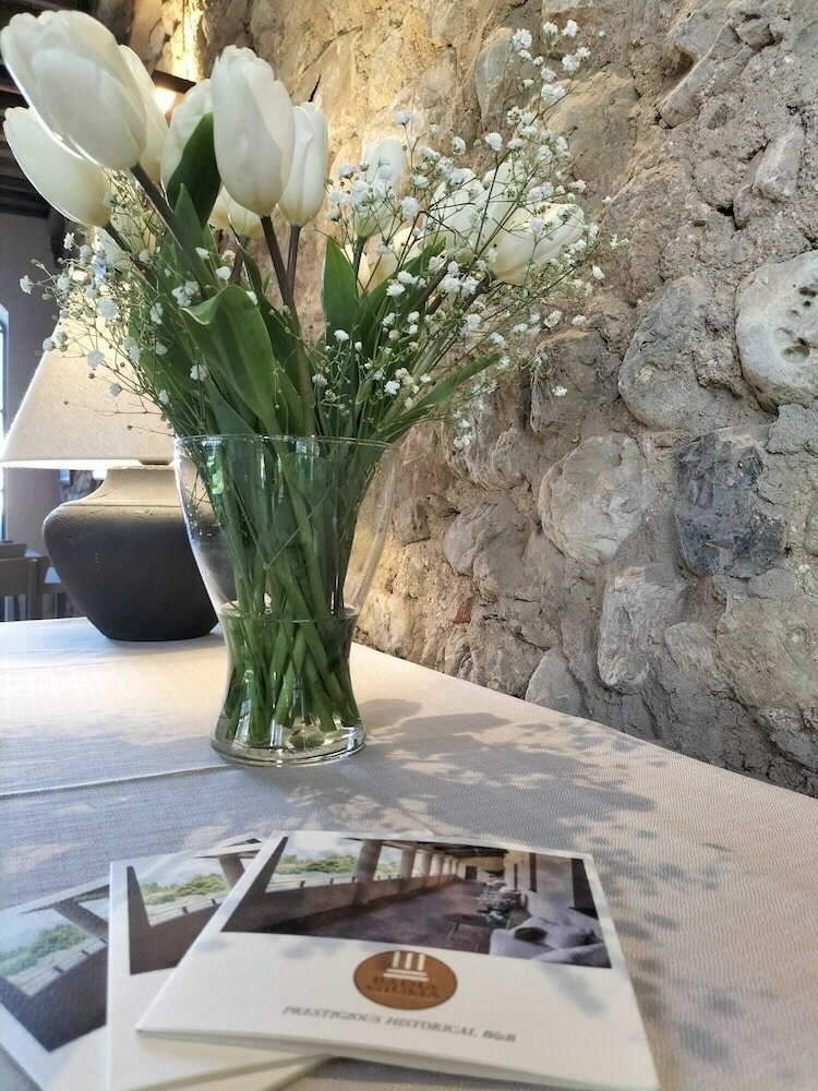 Фото Badia Giulia Prestigious Historical B&b