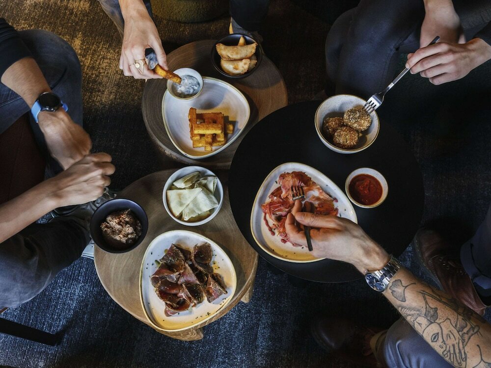 Фото Tribe Lyon Croix Rousse