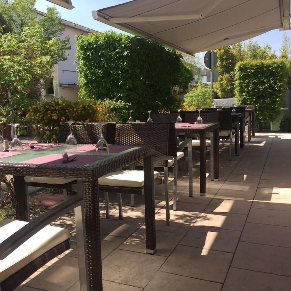 Фото Hotel Ambiente Walldorf