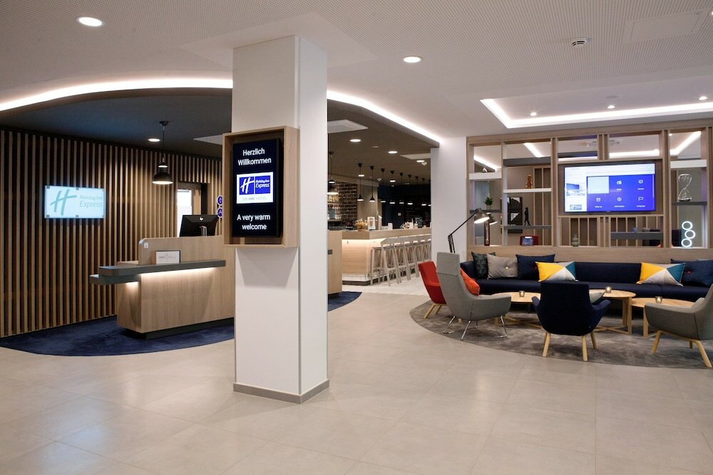 Фото Holiday Inn Express Furth, an Ihg Hotel