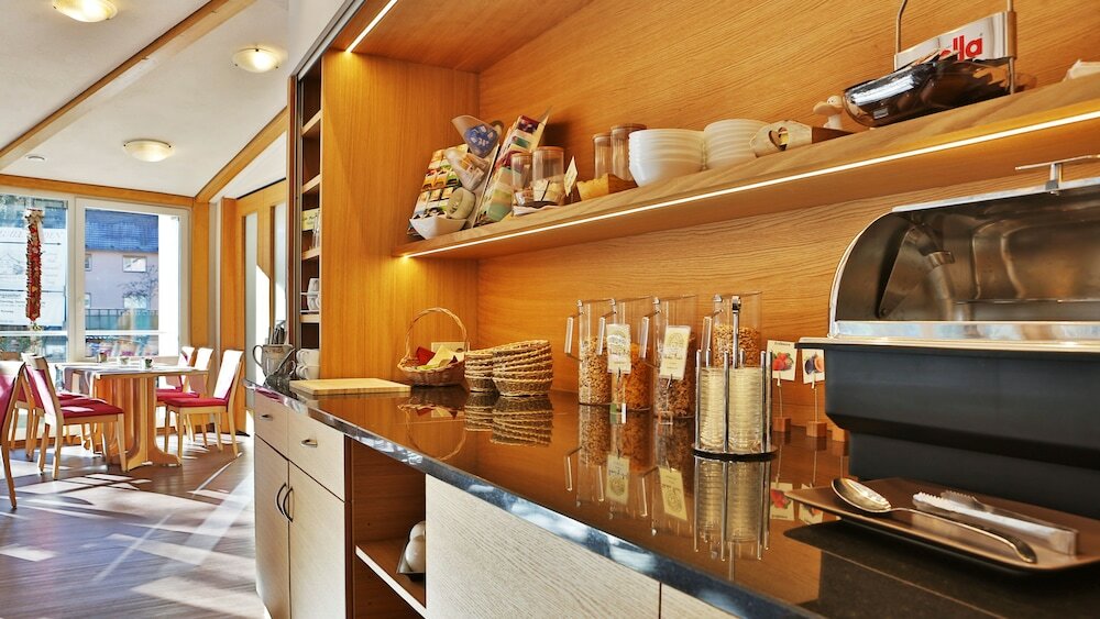 Фото Hotel Rössle Berneck