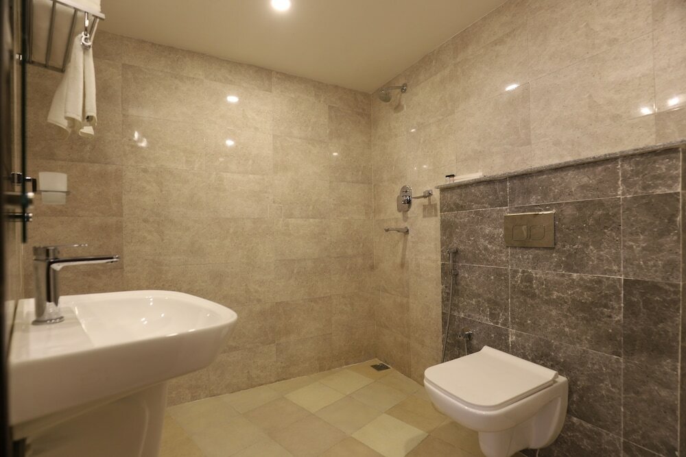 Фото Apex Business Hotel