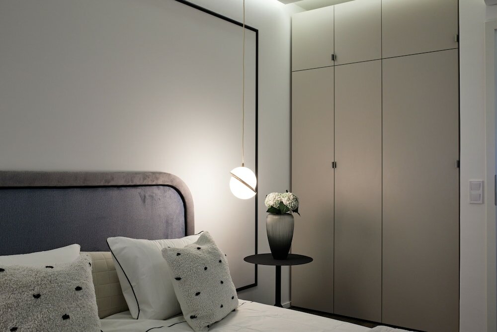 Фото The Amberlyn Suite Hotel