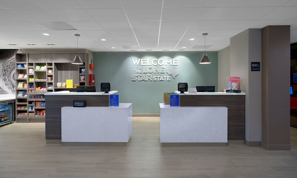 Фото Hampton Inn & Suites Houston-Cypress Station