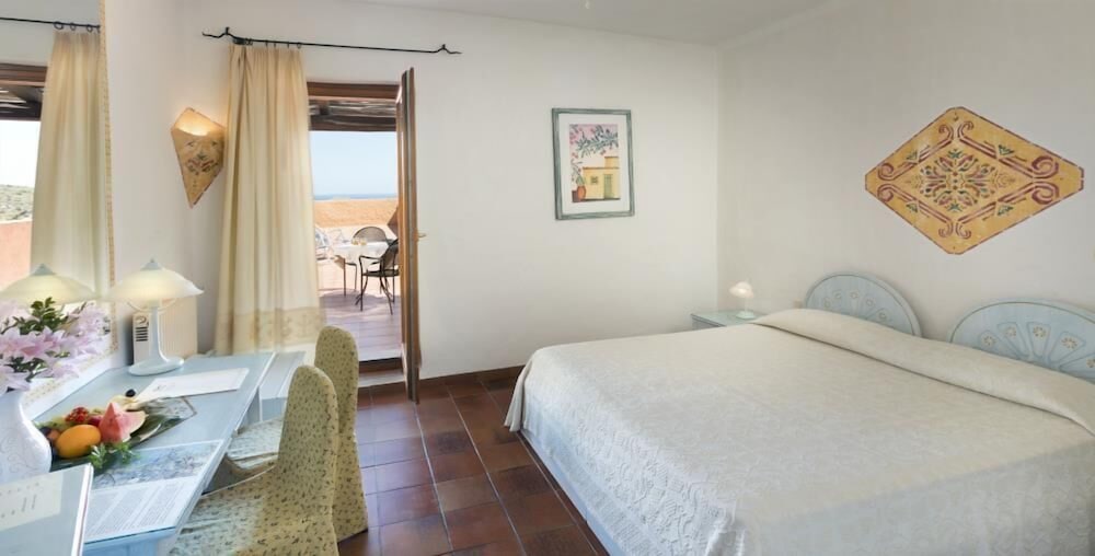 Фото Hotel Rocce Sarde