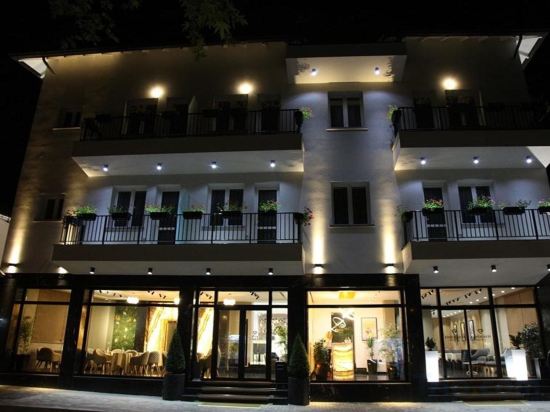 Фото Emerald Boutique Hotel