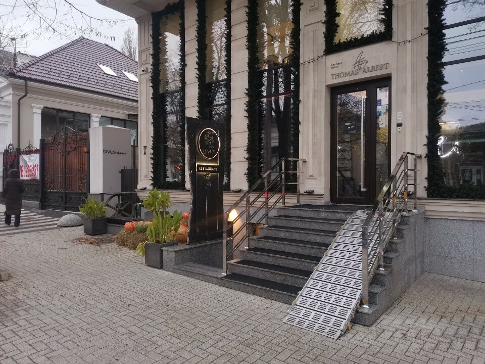 Фото Отель Thomas Albert