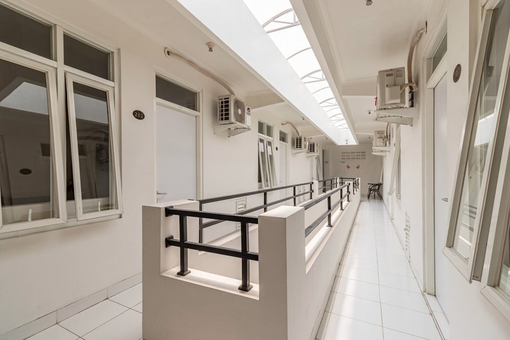 Фото RedDoorz Syariah @ Wisma Arya 2