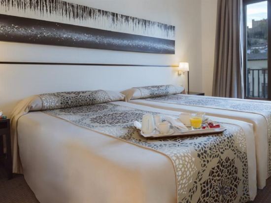 Фото Hotel Macià Plaza