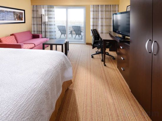 Фото Courtyard by Marriott Galveston Island