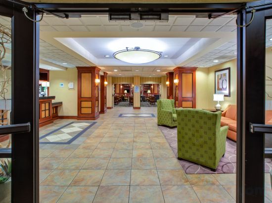 Фото Holiday Inn Express And Suites Fort Wayne