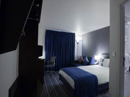 Фото Holiday Inn Express London-Royal Docks, Docklands, an Ihg Hotel