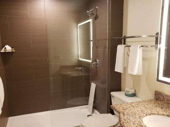 Фото Best Western Plus Hawthorne Terrace Hotel