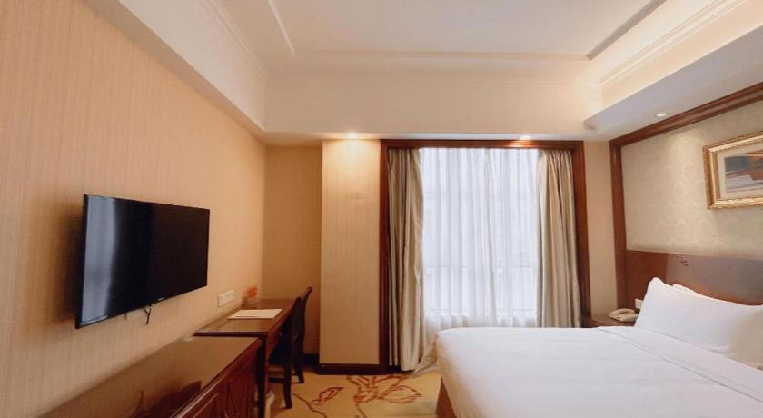 Фото Vienna Hotel Shanghai Wild Animal Park